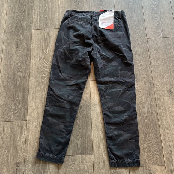 Sundry For Anthropologie Camo Le Soleil Pants Womens Size 29 Crystal Stripe NWT - Picture 11 of 11